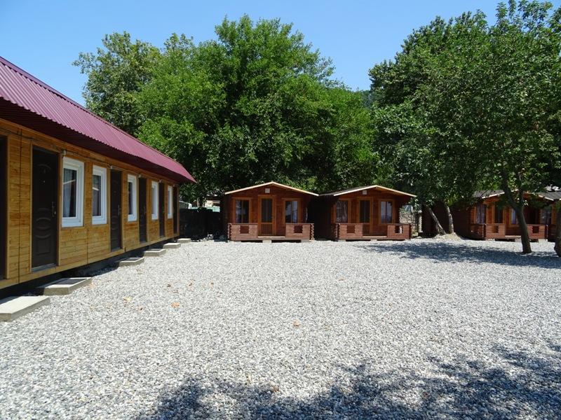 Guest House Tri Topolya Lidzava Eksteriør billede